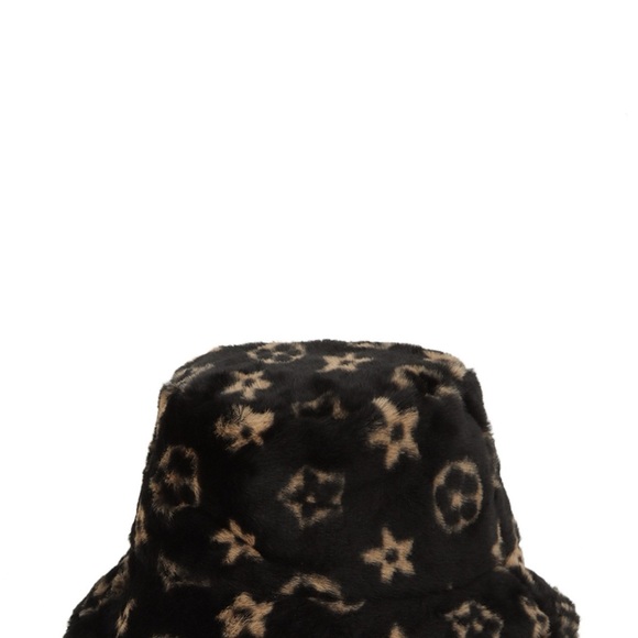 Geometric Pattern Fur Bucket Hat - Picture 3 of 5